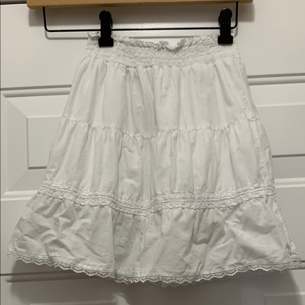 4/$10 Girls Cherokee 100% Cotton White Tiered Skirt Size XS